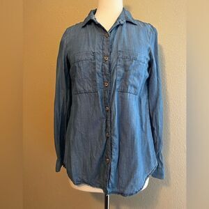 Francesca’s Denim button down blouse- small